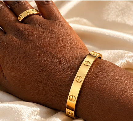 Bijoux de Luxe - Bracelet et Bague Doré en Acier Inoxydable