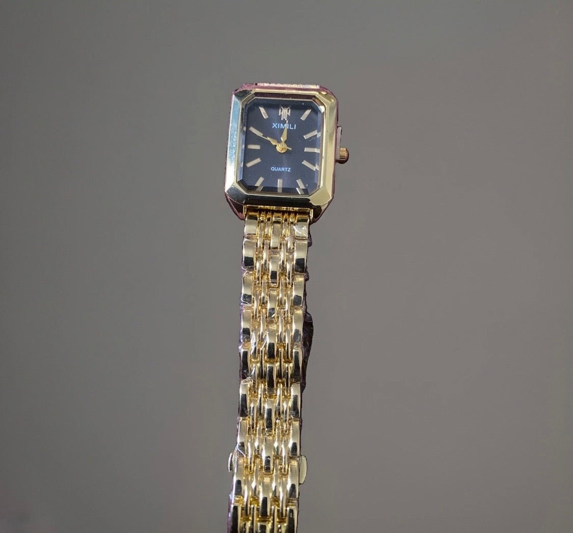 Montre Acier Inoxydable Élégante – Bracelet Maille Dorée Cadran Noir
