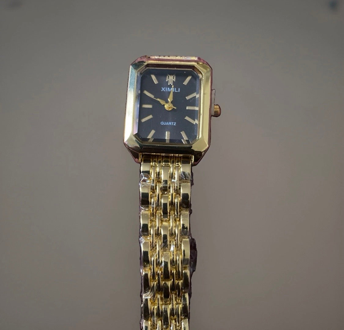 Montre Acier Inoxydable Élégante – Bracelet Maille Dorée Cadran Noir